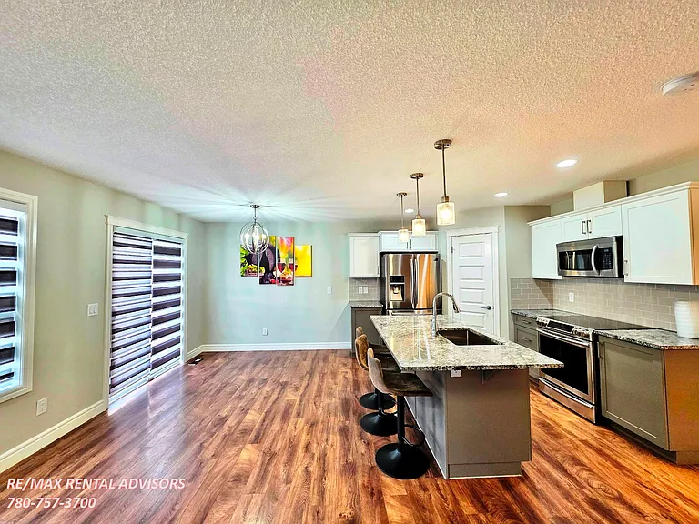 3885 Robins Cres NW — Photo 4