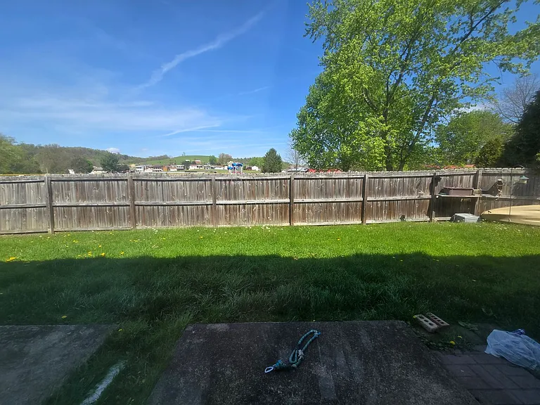 132 Parkridge — Photo 13