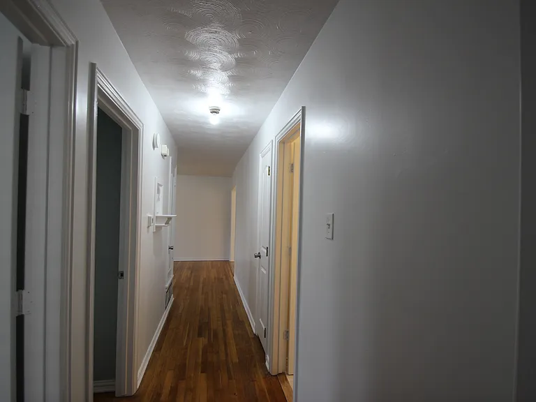 1921 Deborah Dr — Photo 43