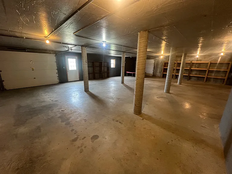 4529 Highway 37 — Photo 16