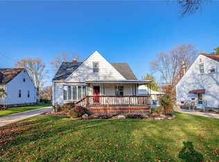 4776 Summer Ln, Brooklyn, OH