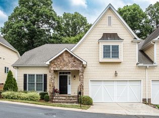 5935 Bridger Ct, Charlotte, NC 28211