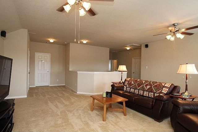 1st image of 3425 Silvercrest Dr