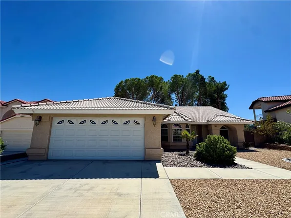 18015 Wildwood Dr, Victorville, CA 92395