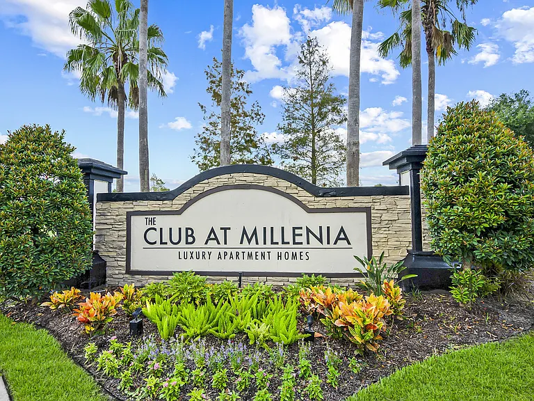 THE CLUB AT MILLENIA — Photo 37