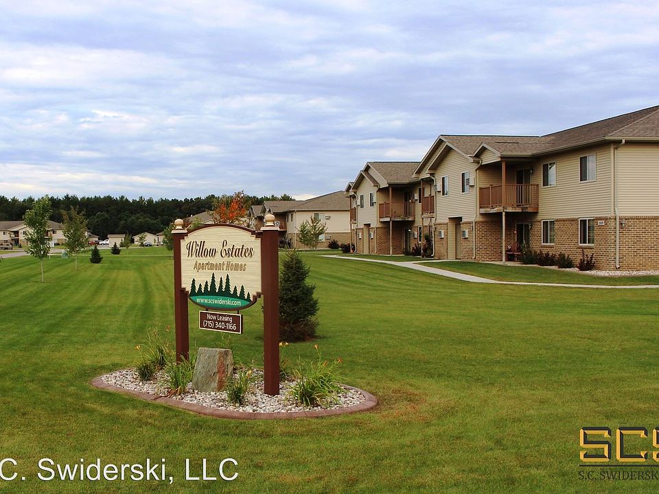 1st image of 3500 Willow Dr #121