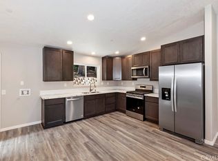 608 S State Highway 138, Crestline, CA 92325