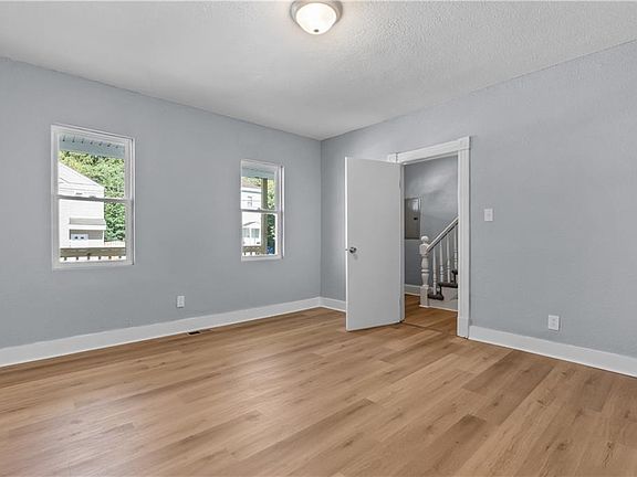 3rd image of 1318 18th St