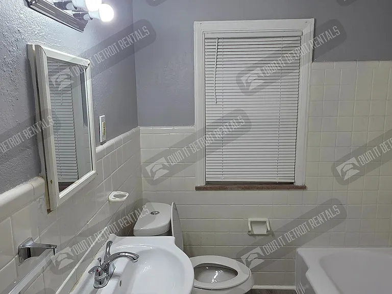 16647 Rossini Dr — Photo 18