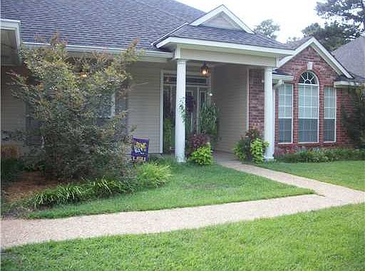 2nd image of 10346 Meadowview Dr