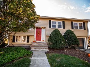 3 Linda St, Woburn, MA 01801