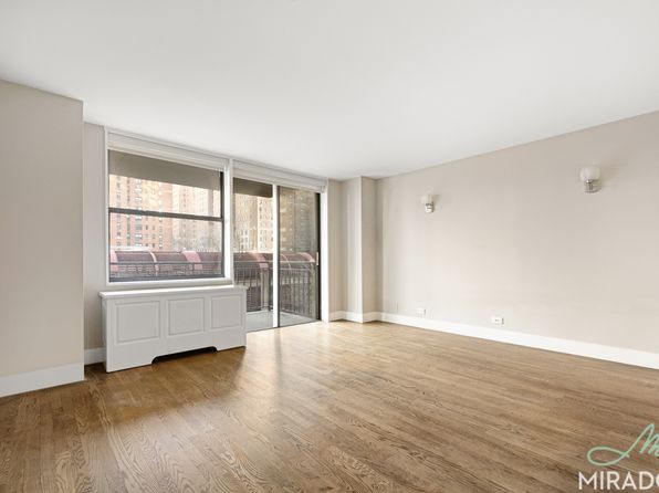 330 E 39th St APT 26F