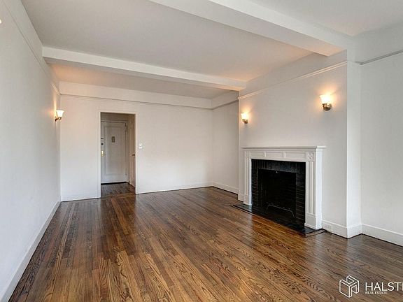 3rd image of 15 Park Ave APT 13C