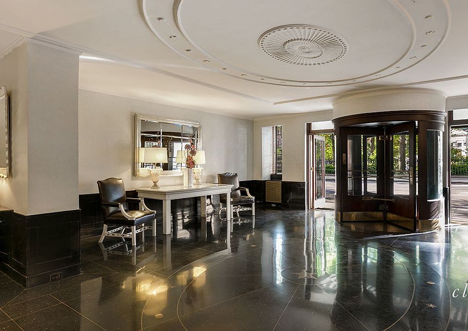 2nd image of 2 Horatio St APT 7D