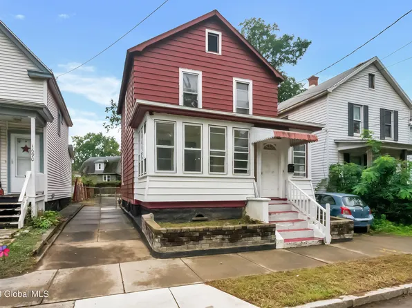 1688 Lake Boulevard, Schenectady, NY 12304
