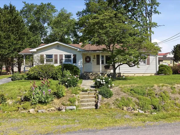 114 Harrison Ln, Winchester, VA 22602