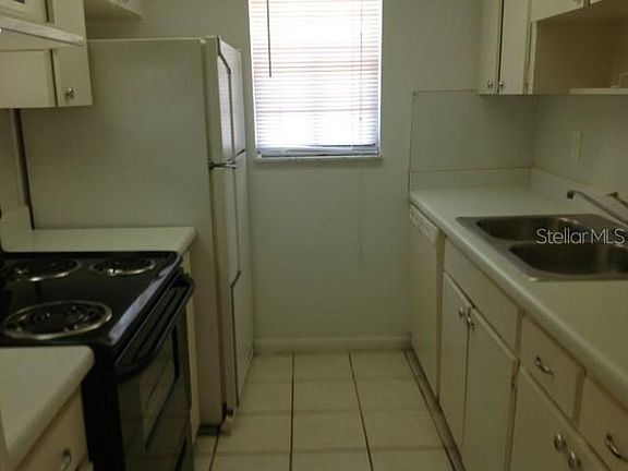 5th image of 1041 Milwaukee Ave #3