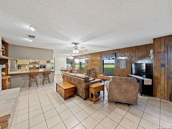 3rd image of 5784 COUNTY ROAD 136