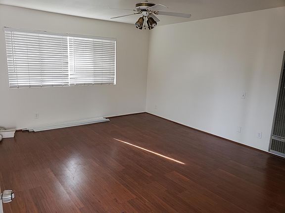 4th image of 832 S Chapel Ave #B