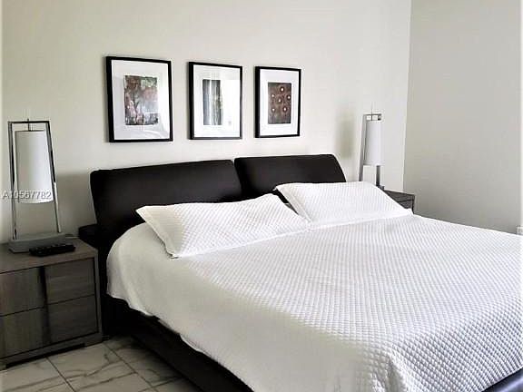 4th image of 20335 W Country Club Dr #A1805