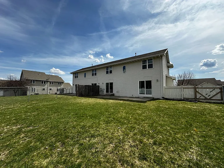1525-1527 Okeefe Rd — Photo 44