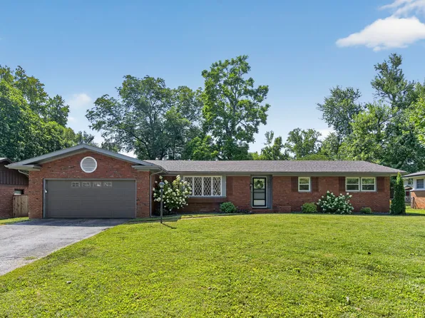 2030 E Greenwood St, Springfield, MO 65804