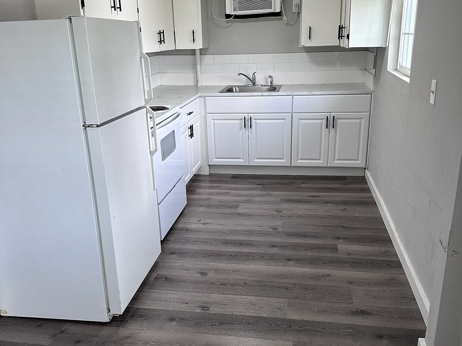 2 bed, 915 sqft, $1,250 — Photo 3