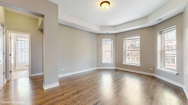 1st image of 1916 N Lincoln Ave APT 301
