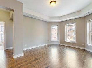 1916 N Lincoln Ave APT 301, Chicago, IL 60614