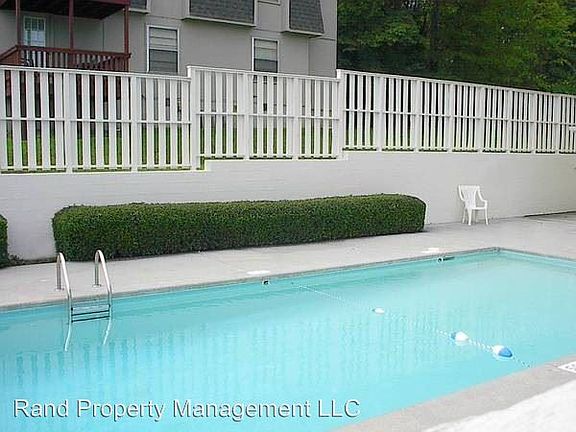 2nd image of 4419 Leonie Ln APT 54