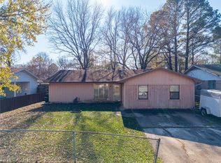 1604 Savannah Dr, Fort Smith, AR 72901