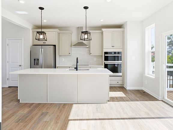 6th image of this home