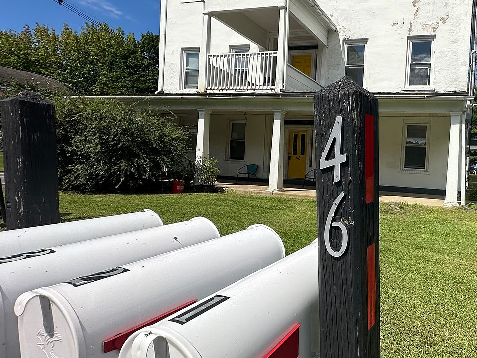 1st image of 46 Titman Rd APT 1