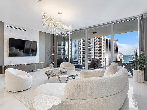 5th image of 300 Biscayne Blvdway #16004