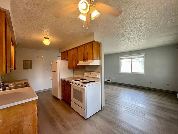 3rd image of 1831 E Marshall Ave APT 4
