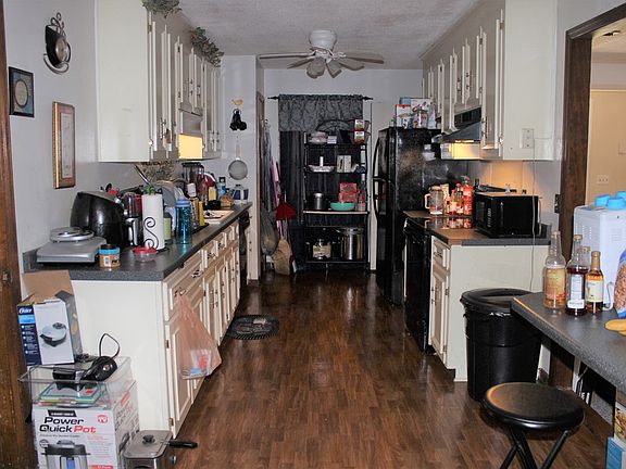 3rd image of 1100 Eastwood Dr