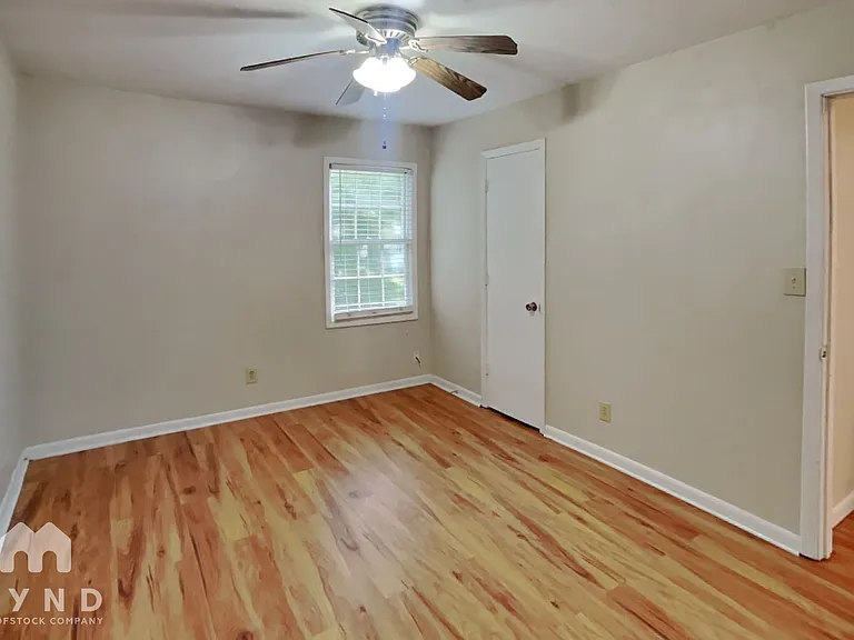 2570 Rolling View Dr SE — Photo 10