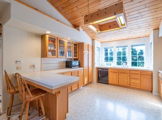 489 Sunset Ln, Willow Creek, CA 95573