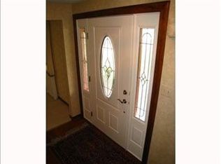 113 Huron Dr, Carnegie, PA