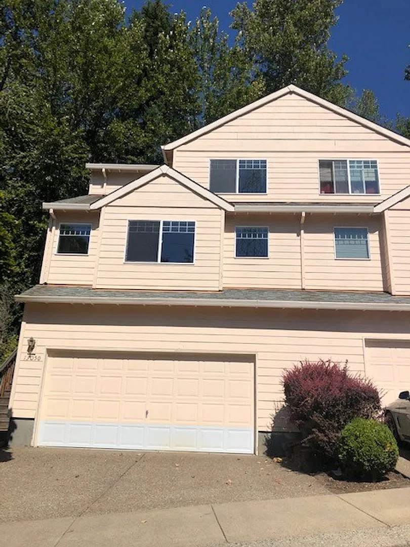 13050 SW Creekshire Drive ~ Excellent Progress Ridge Duplex — Photo 1