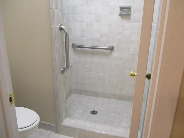 700 Bay Dr #1010 — Photo 16