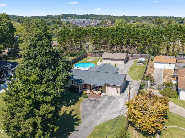 6749 Heatherbrook Dr, Knoxville, TN 37931