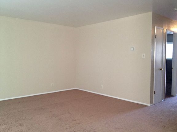 4th image of 1235 94th Ave APT 3