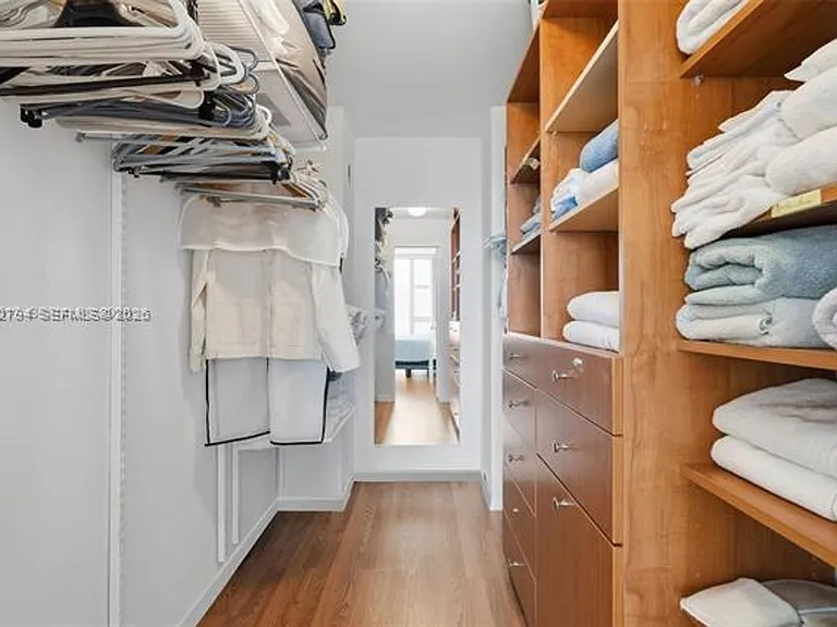 10275 Collins Avenue Cu #718 — Photo 22