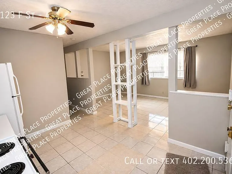 1123 F St #4 — Photo 6