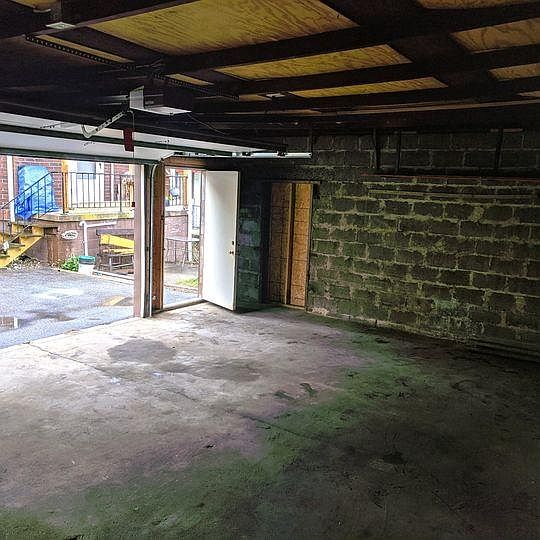 Building Photo 3