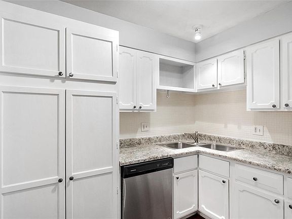 5th image of 10135 Sakura Dr APT C