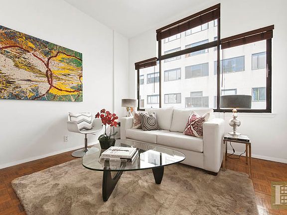 2nd image of 77 Bleecker St APT 1022