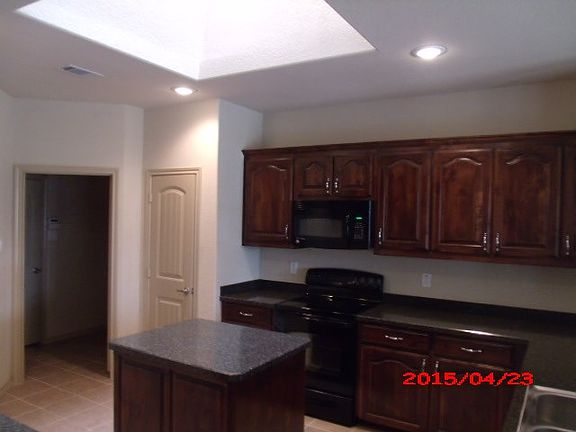 5th image of 1112 April Springs Dr