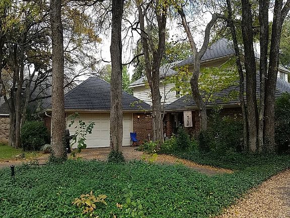2nd image of 3705 Pelican Ct